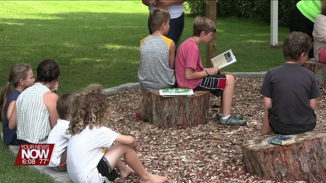 New Reading Library gives people an outdoor space to enjoy a good book